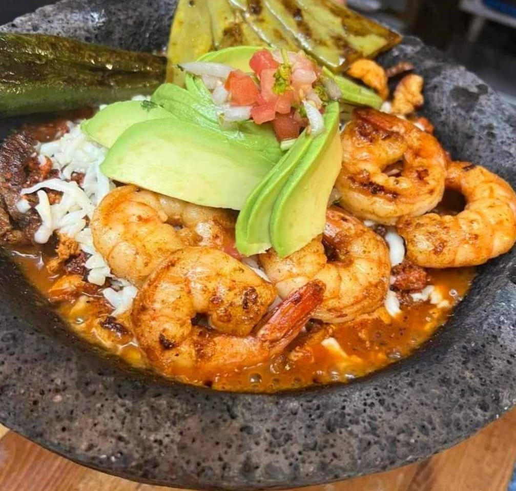 Molcajete Taqueria Guzman, Orfordville, WI Authentic Mexican Food